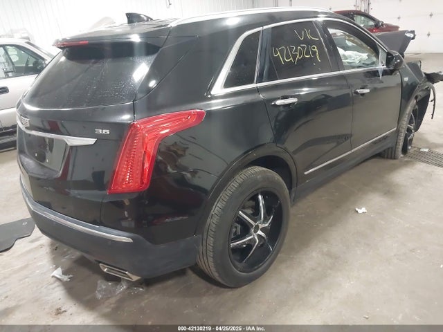 2018 CADILLAC XT5 1GYKNERS6JZ230175 Photo 3