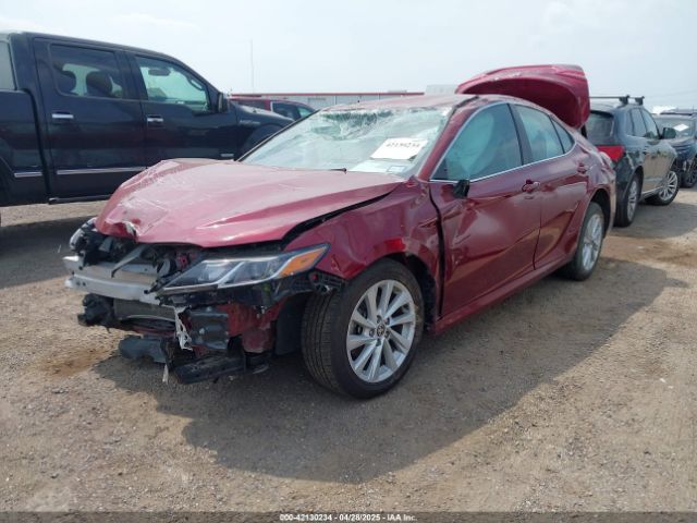 2022 TOYOTA CAMRY 4T1C11AKXNU636839 Photo 1