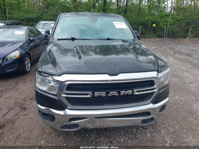 1C6SRFBT4LN343126 RAM 1500 Big Horn  4x4 6'4 Box