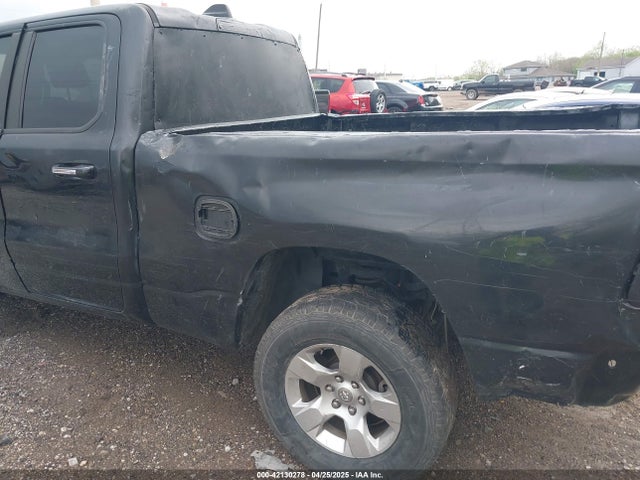 1C6SRFBT4LN343126 RAM 1500 Big Horn  4x4 6'4 Box