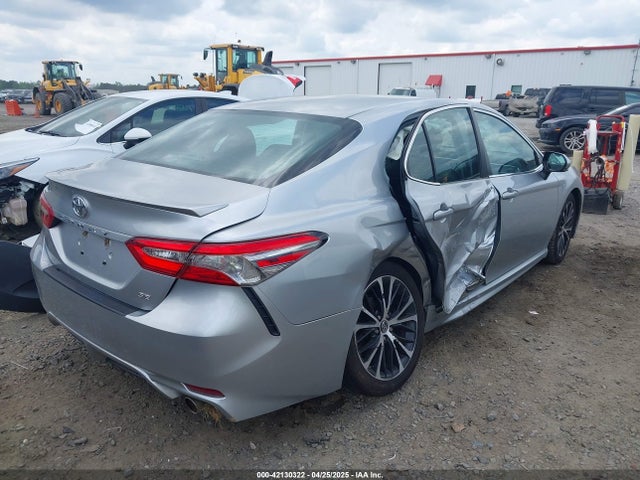 4T1B11HK7JU028241 Toyota CAMRY SE