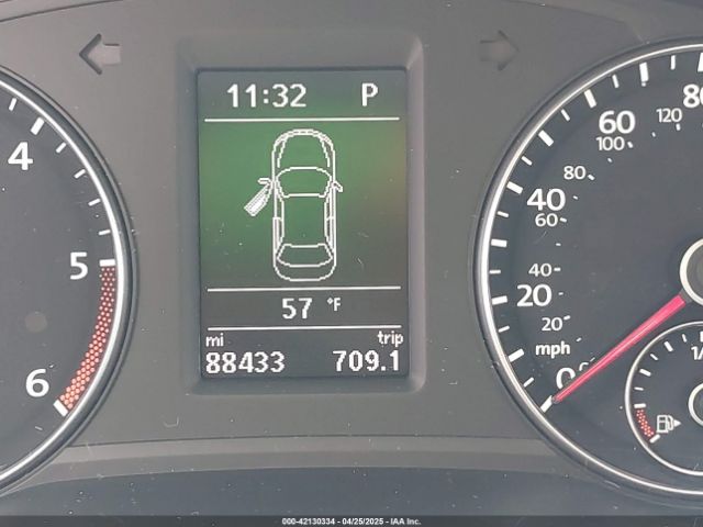 1VWBN7A3XEC022098 Volkswagen Passat 2.0l Tdi Se