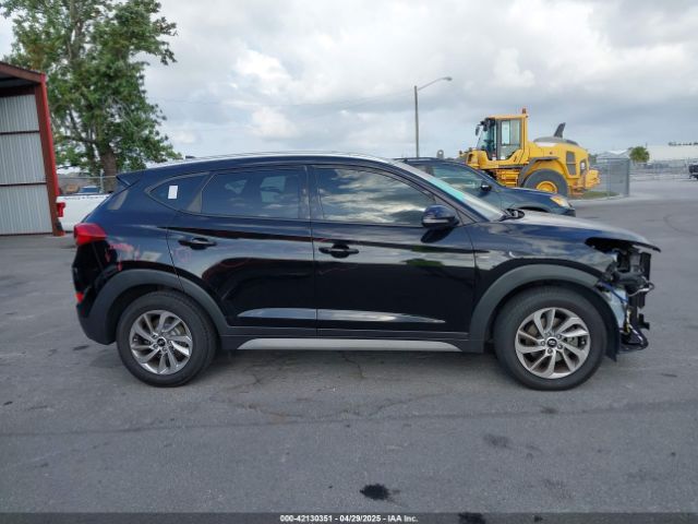 KM8J33A49JU639708 Hyundai Tucson Sel Plus