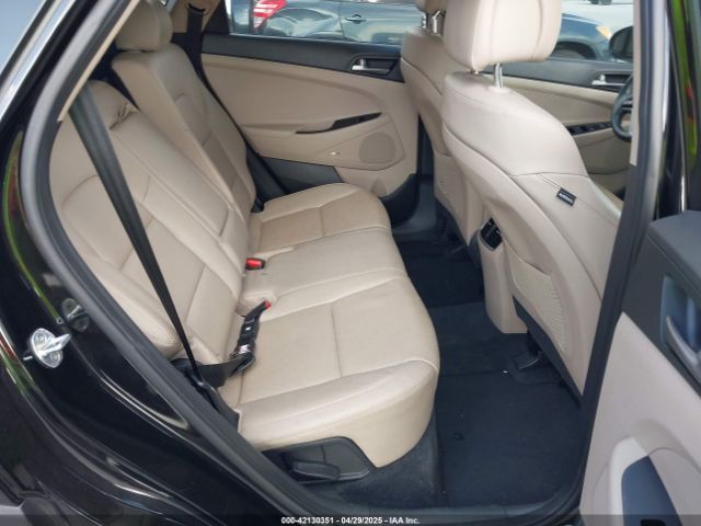 KM8J33A49JU639708 Hyundai Tucson Sel Plus