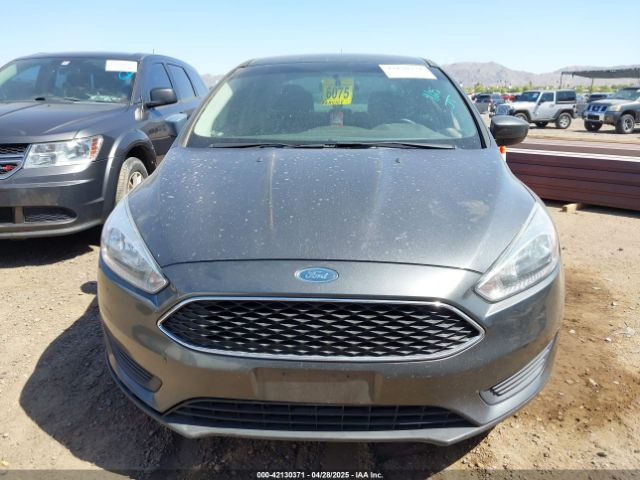 1FADP3FE6JL270910 Ford FOCUS SE