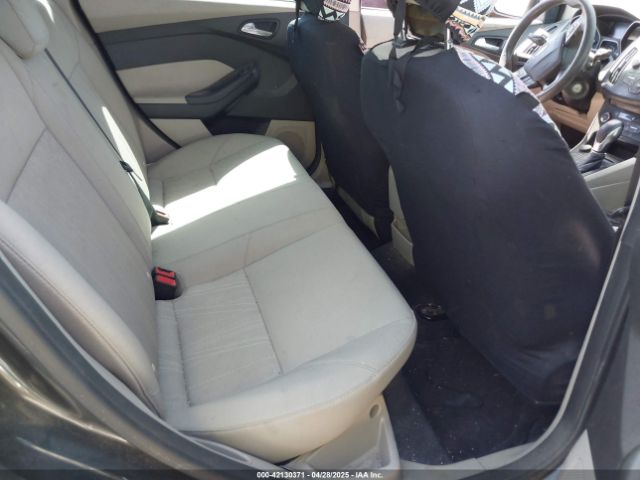 1FADP3FE6JL270910 Ford FOCUS SE
