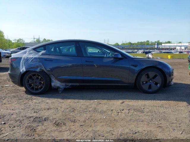 5YJ3E1EB2NF183893 Tesla Model 3 Long Range Dual Motor All-wheel Drive
