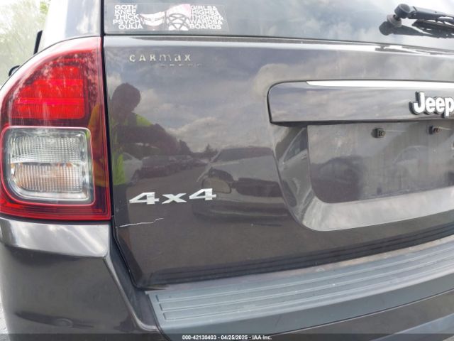1C4NJDEBXED622352 Jeep Compass Latitude