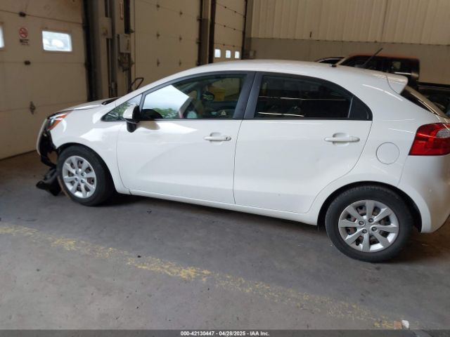 KNADM5A31F6452828 KIA RIO LX