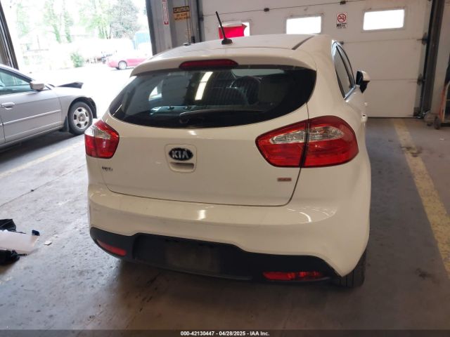 KNADM5A31F6452828 KIA RIO LX