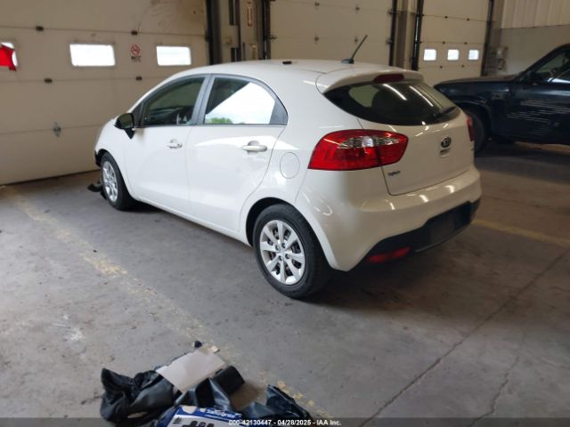 KNADM5A31F6452828 KIA RIO LX
