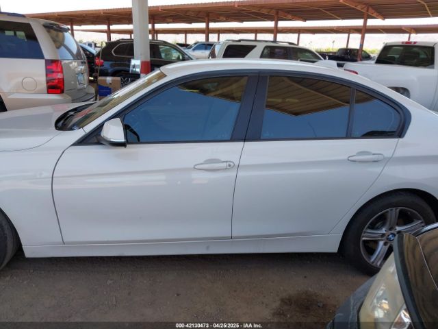 WBA3C1C58FP853308 BMW 328I