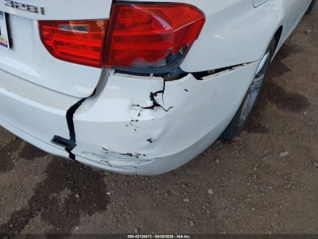 WBA3C1C58FP853308 BMW 328I