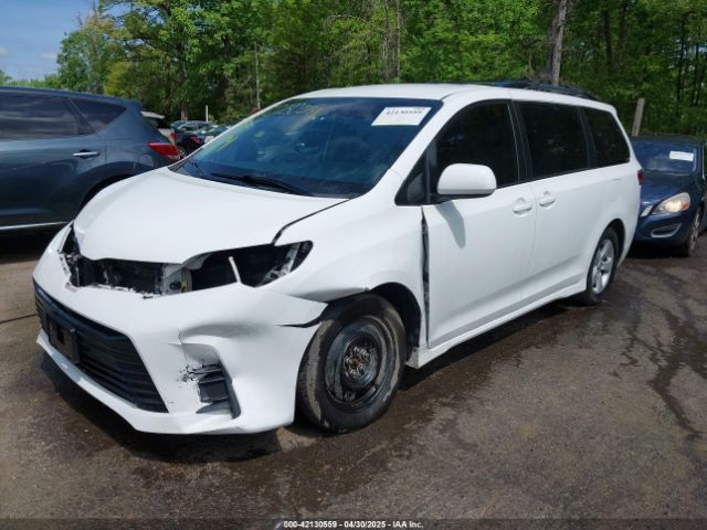 5TDKZ3DC9LS041880 Toyota SIENNA LE