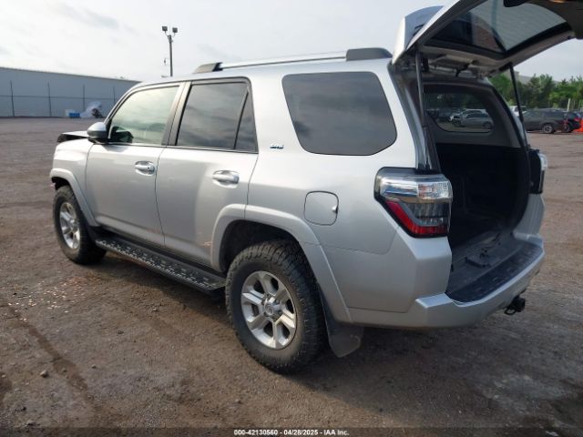2021 TOYOTA 4RUNNER JTEMU5JR1M5937878 Photo 2