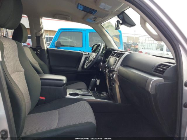 2021 TOYOTA 4RUNNER JTEMU5JR1M5937878 Photo 4