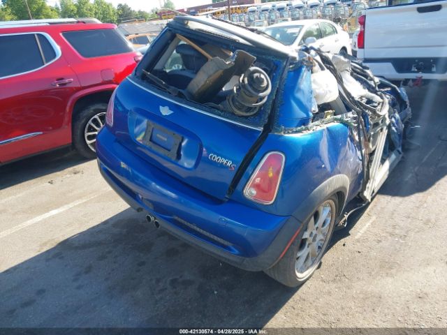 2006 MINI COOPER S WMWRE33516TN25140 Photo 3