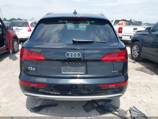 WA1BNAFY0K2063954 Audi Q5 45 Premium