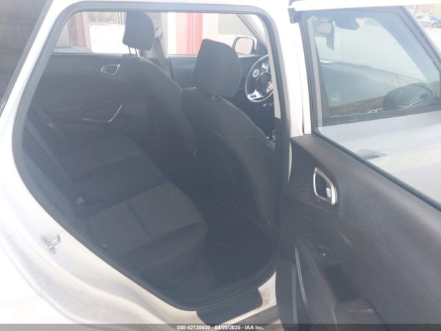 KNDJ23AU8L7004004 KIA SOUL S