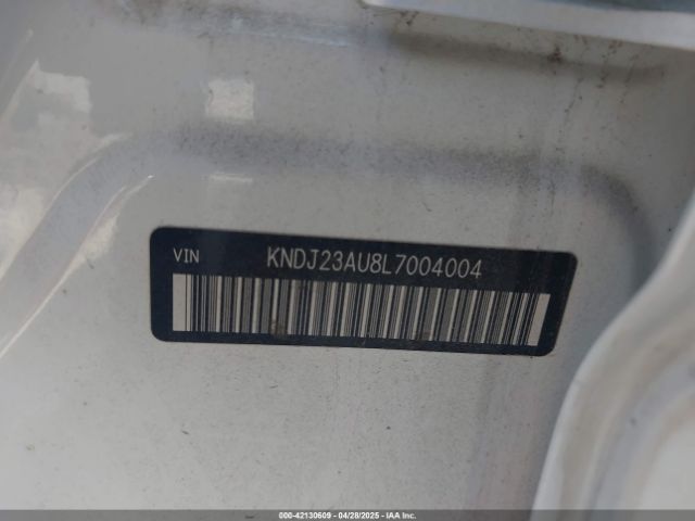 KNDJ23AU8L7004004 KIA SOUL S