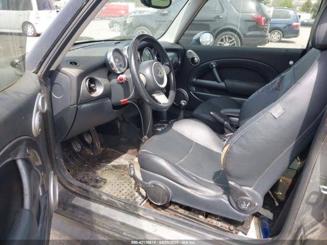 2006 MINI COOPER S WMWRE33576TL20826 Photo 4