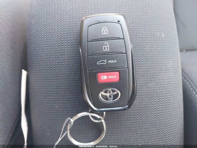 5YFB4MDE1PP075655 Toyota COROLLA LE