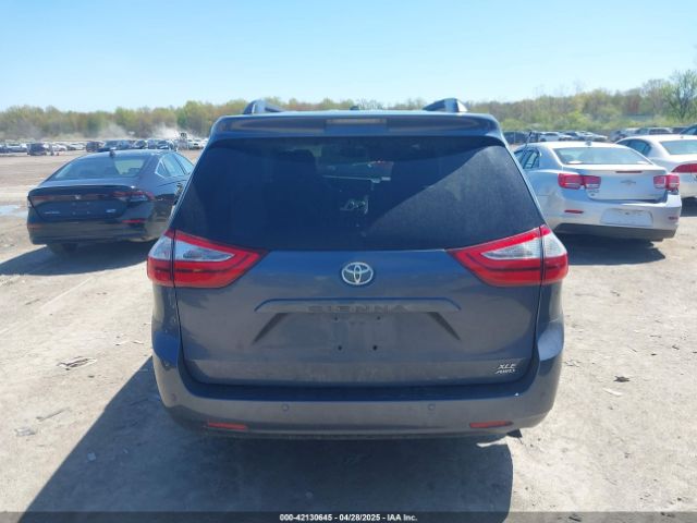 5TDDZ3DC4HS178239 Toyota Sienna Xle 7 Passenger