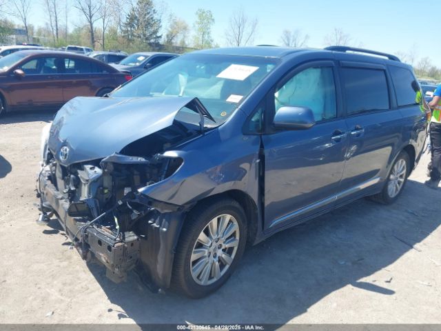 5TDDZ3DC4HS178239 Toyota Sienna Xle 7 Passenger