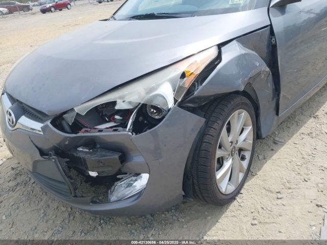 KMHTC6AD5HU305941 Hyundai Veloster