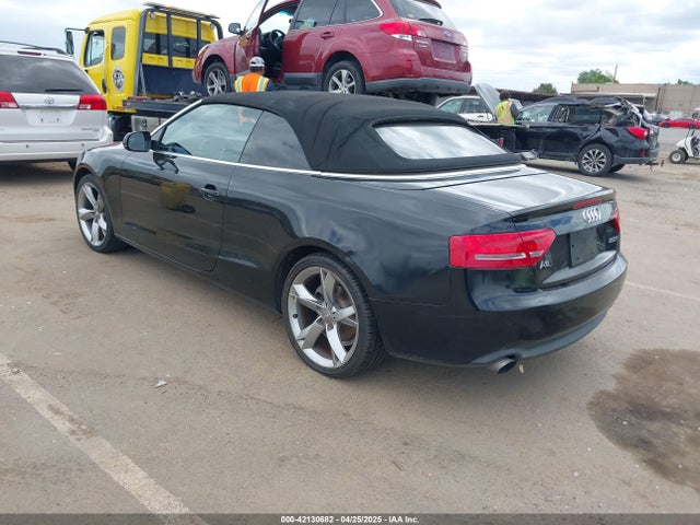 2011 AUDI A5 WAUJFAFH3BN021143 Photo 2