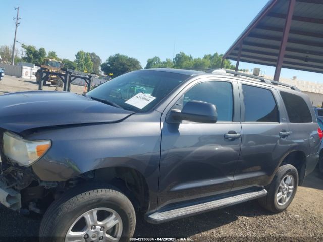 5TDBY5G16GS134869 Toyota Sequoia Sr5