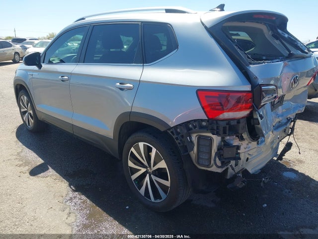 3VVWX7B25NM052100 Volkswagen Taos 1.5t Se