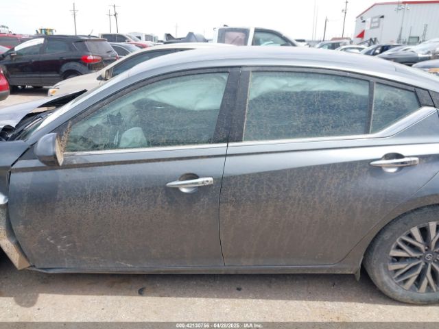 1N4BL4DV3PN317528 Nissan Altima Sv Fwd