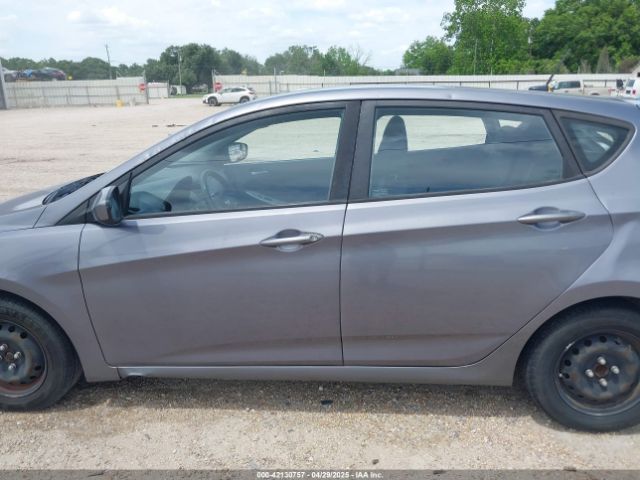 KMHCT5AE2GU278148 Hyundai ACCENT SE