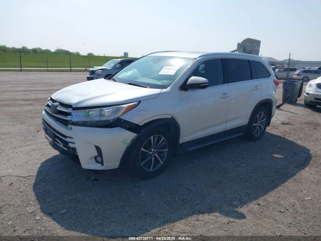 5TDJZRFH9KS917580 Toyota Highlander Xle