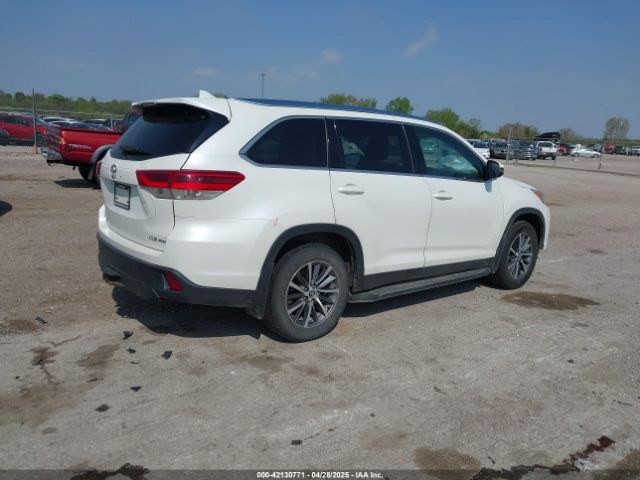5TDJZRFH9KS917580 Toyota Highlander Xle