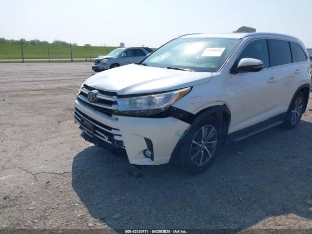 5TDJZRFH9KS917580 Toyota Highlander Xle