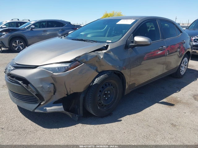 Toyota COROLLA LE 2017 2T1BURHE6HC932142 Image 2
