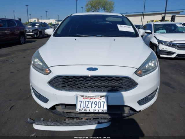 1FADP3K29GL383870 Ford FOCUS SE
