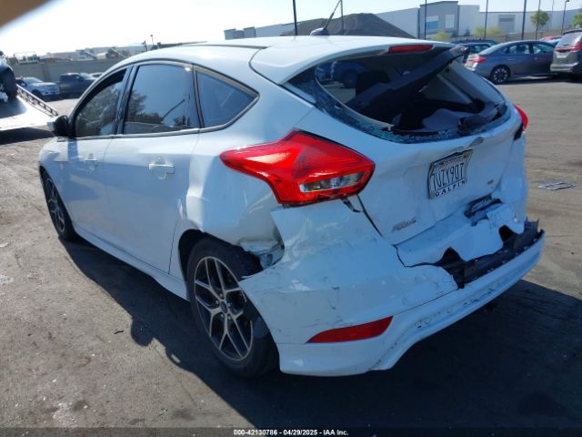 1FADP3K29GL383870 Ford FOCUS SE