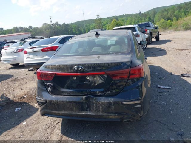 3KPF24AD4LE171018 KIA Forte Lxs