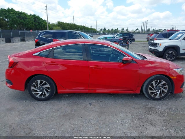 Honda CIVIC EX 2018 2HGFC2F77JH517540 Image 14