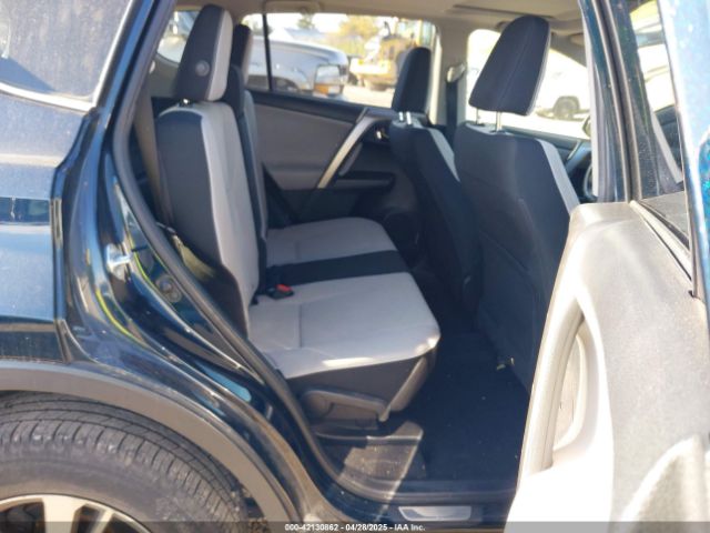 JTMRFREV9HD204816 Toyota Rav4 Xle