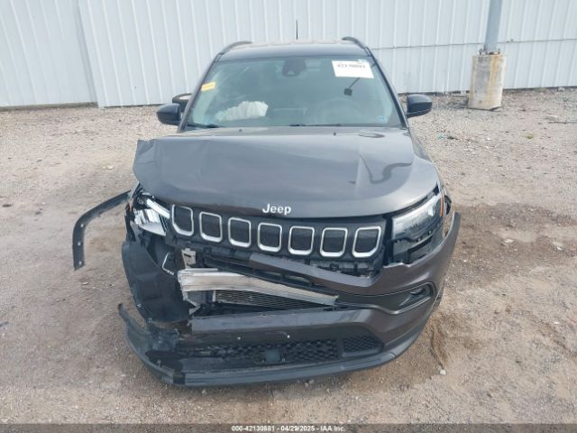 3C4NJCBB5NT149470 Jeep Compass Latitude Fwd