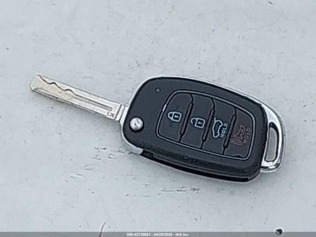 KM8J23A47KU938134 Hyundai TUCSON SE