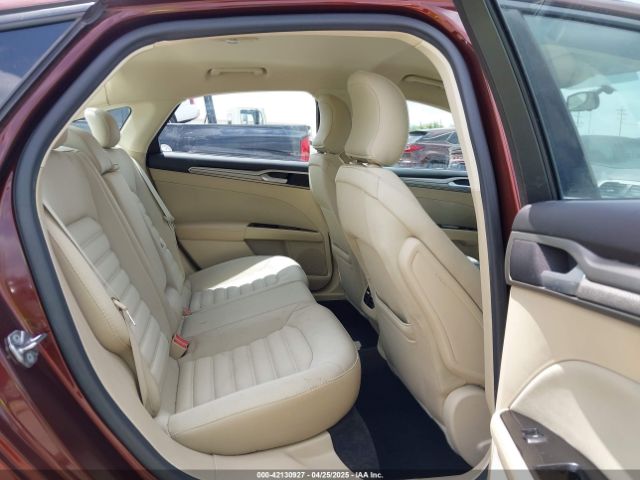 3FA6P0HD0FR193519 Ford FUSION SE
