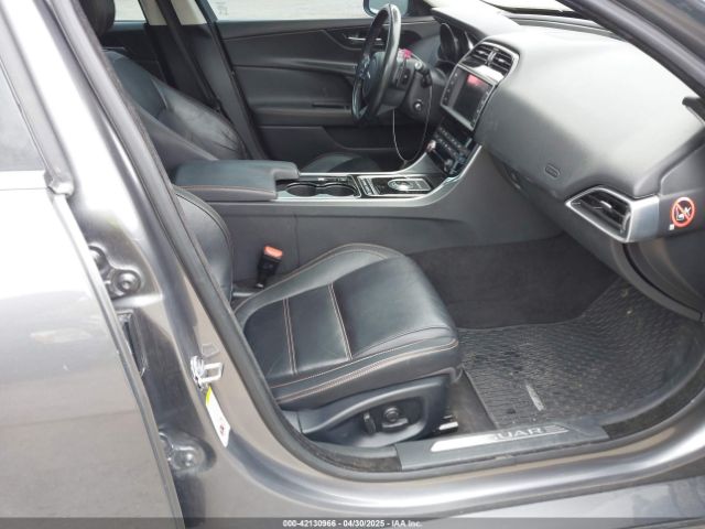 2017 JAGUAR XE SAJAK4BNXHA952137 Photo 4