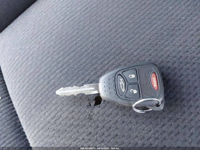 1C3CCBBG7EN105885 Chrysler 200 Touring