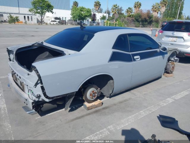 2020 DODGE CHALLENGER 2C3CDZBT2LH230933 Photo 3