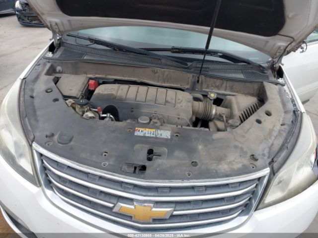 1GNKRHKD0HJ198556 Chevrolet Traverse 2lt